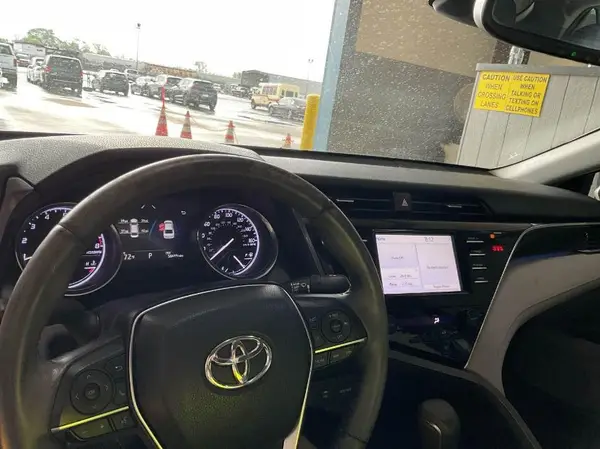 4T1B11HK8JU027566 2018 TOYOTA CAMRY - Image 8