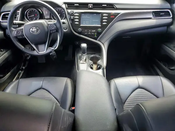 4T1B11HK8JU030189 2018 TOYOTA CAMRY - Image 8