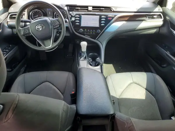 4T1B11HK8JU031083 2018 TOYOTA CAMRY - Image 8