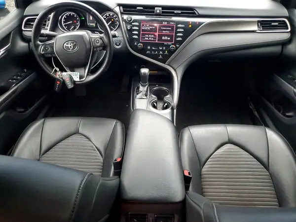4T1B11HK8JU031827 2018 TOYOTA CAMRY - Image 8