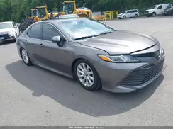 4T1B11HK8JU033674 2018 TOYOTA CAMRY