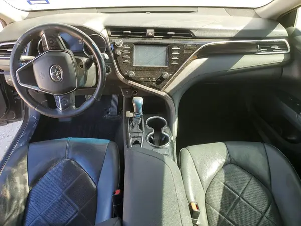 4T1B11HK8JU034646 2018 TOYOTA CAMRY - Image 8