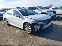 4T1B11HK8JU037045 2018 TOYOTA CAMRY