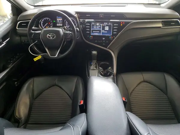 4T1B11HK8JU038079 2018 TOYOTA CAMRY - Image 8