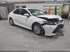 4T1B11HK8JU038454 2018 TOYOTA CAMRY