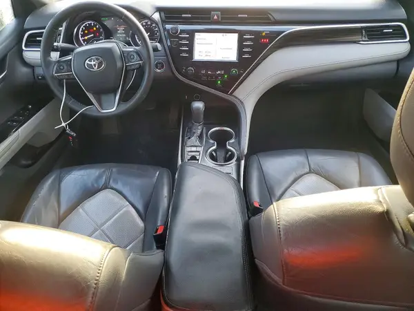 4T1B11HK8JU041189 2018 TOYOTA CAMRY - Image 8