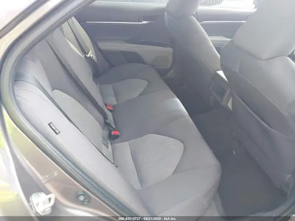 4T1B11HK8JU049339 2018 TOYOTA CAMRY - Image 8