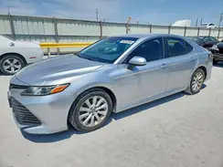 4T1B11HK8JU053147 2018 TOYOTA CAMRY