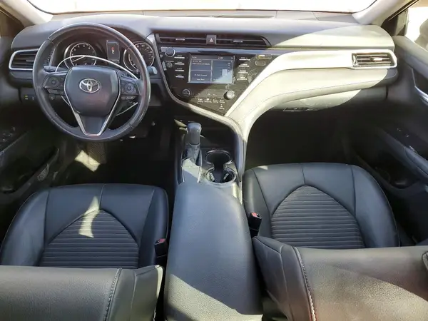 4T1B11HK8JU055903 2018 TOYOTA CAMRY - Image 8