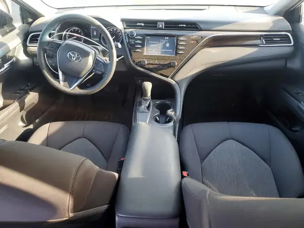 4T1B11HK8JU061541 2018 TOYOTA CAMRY - Image 8