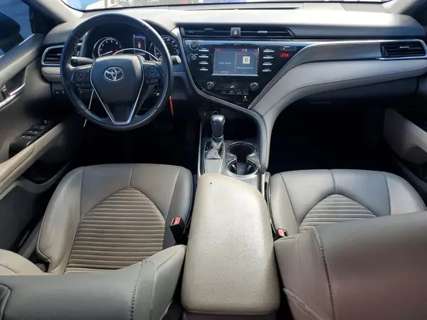 4T1B11HK8JU064617 2018 TOYOTA CAMRY - Image 8