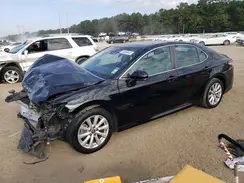 4T1B11HK8JU069753 2018 TOYOTA CAMRY