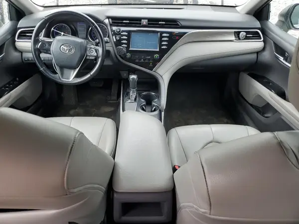 4T1B11HK8JU073625 2018 TOYOTA CAMRY - Image 8