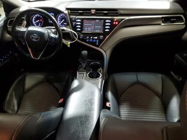 4T1B11HK8JU074354 2018 TOYOTA CAMRY - Image 8