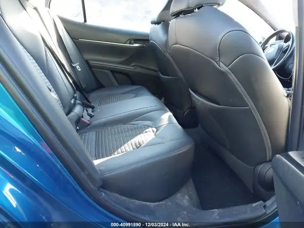 4T1B11HK8JU077450 2018 TOYOTA CAMRY - Image 8