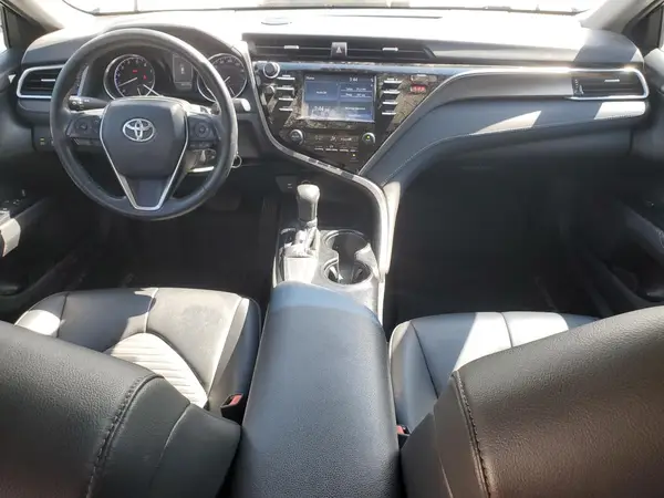 4T1B11HK8JU079764 2018 TOYOTA CAMRY - Image 8