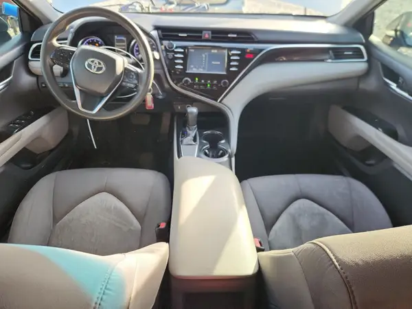 4T1B11HK8JU080901 2018 TOYOTA CAMRY - Image 8