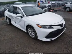 4T1B11HK8JU081160 2018 TOYOTA CAMRY