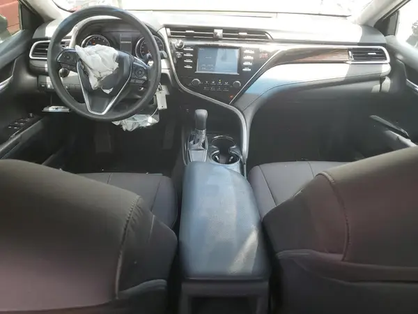 4T1B11HK8JU081711 2018 TOYOTA CAMRY - Image 8