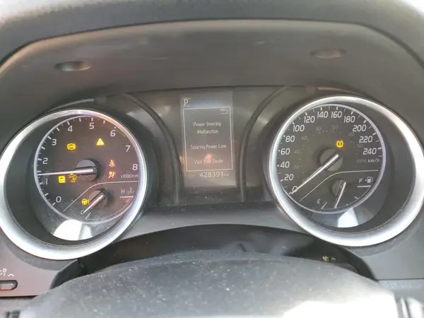 4T1B11HK8JU083328 2018 TOYOTA CAMRY - Image 8