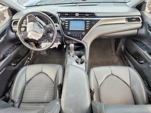 4T1B11HK8JU083930 2018 TOYOTA CAMRY - Image 8