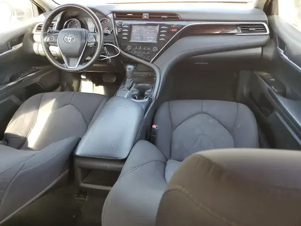 4T1B11HK8JU084463 2018 TOYOTA CAMRY - Image 8