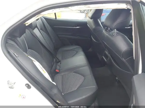 4T1B11HK8JU085208 2018 TOYOTA CAMRY - Image 8