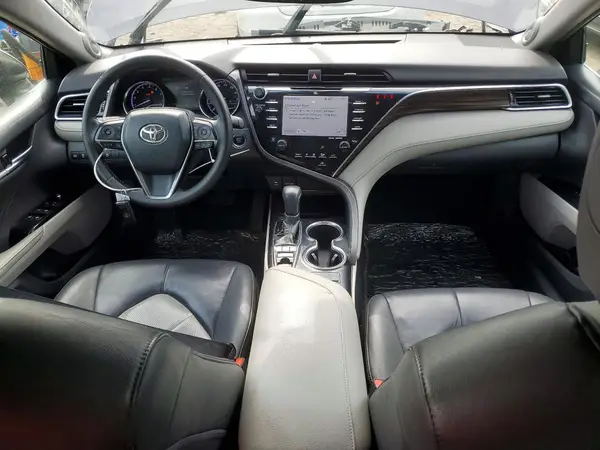 4T1B11HK8JU086603 2018 TOYOTA CAMRY - Image 8
