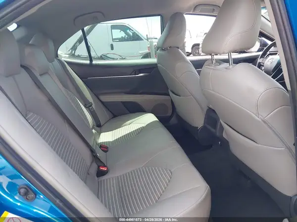 4T1B11HK8JU092045 2018 TOYOTA CAMRY - Image 8