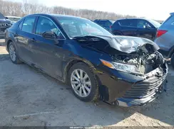 4T1B11HK8JU093096 2018 TOYOTA CAMRY