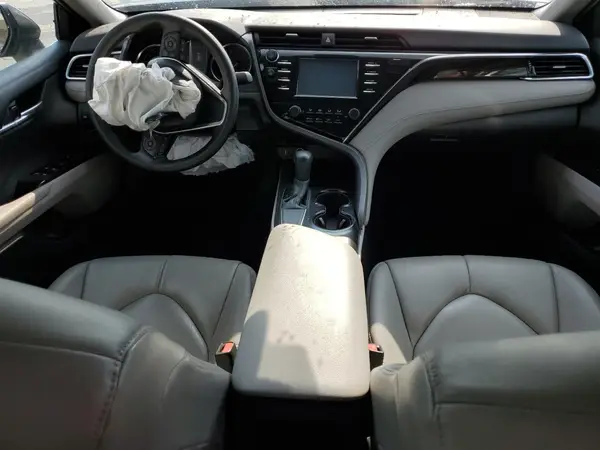4T1B11HK8JU095463 2018 TOYOTA CAMRY - Image 8