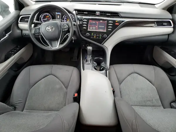 4T1B11HK8JU097276 2018 TOYOTA CAMRY - Image 8