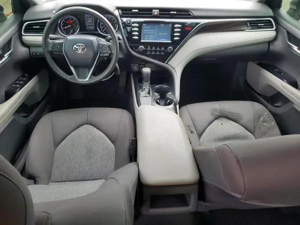4T1B11HK8JU101178 2018 TOYOTA CAMRY - Image 8