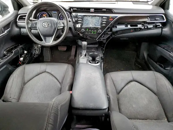 4T1B11HK8JU102735 2018 TOYOTA CAMRY - Image 8