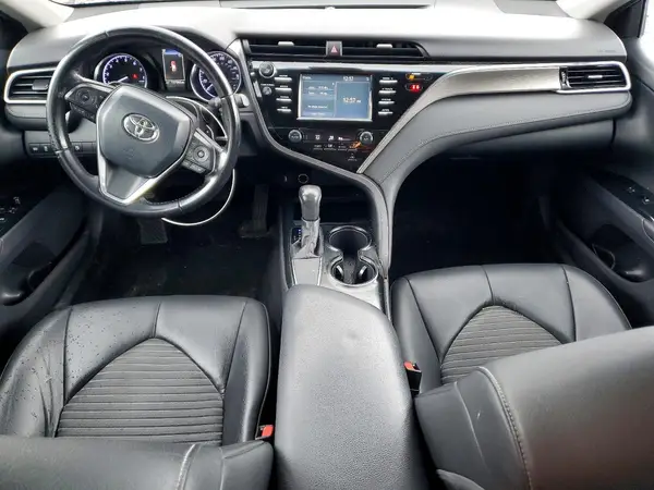 4T1B11HK8JU104811 2018 TOYOTA CAMRY - Image 8