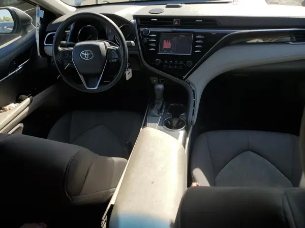 4T1B11HK8JU104856 2018 TOYOTA CAMRY - Image 8