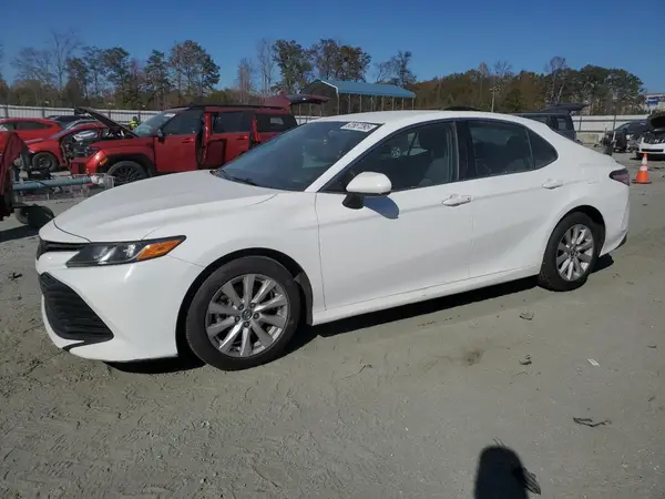 4T1B11HK8JU106249 2018 TOYOTA CAMRY - Image 1