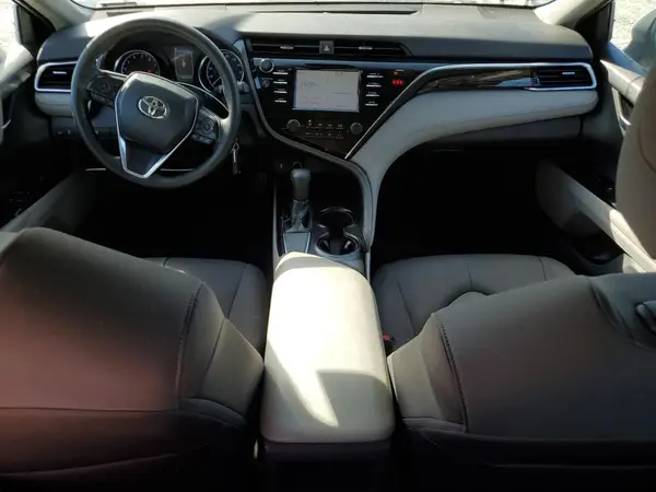 4T1B11HK8JU106249 2018 TOYOTA CAMRY - Image 8
