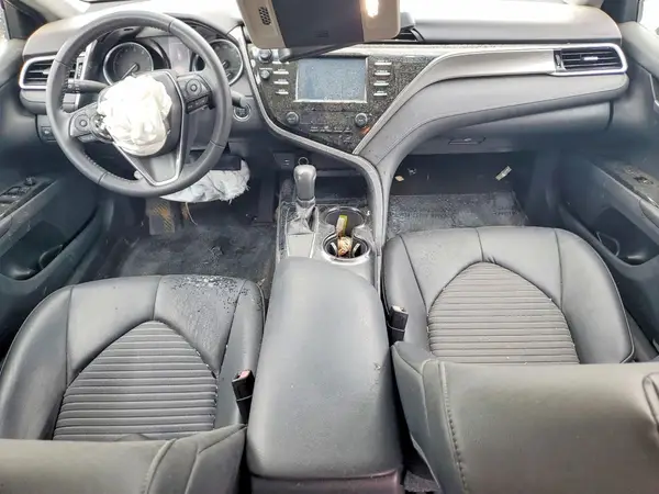 4T1B11HK8JU107269 2018 TOYOTA CAMRY - Image 8