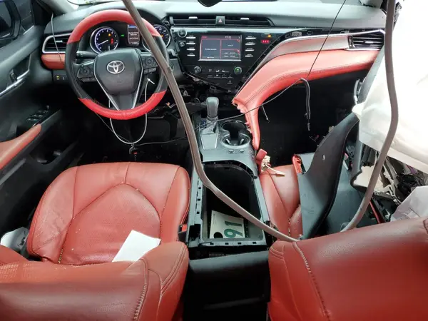 4T1B11HK8JU108891 2018 TOYOTA CAMRY - Image 8