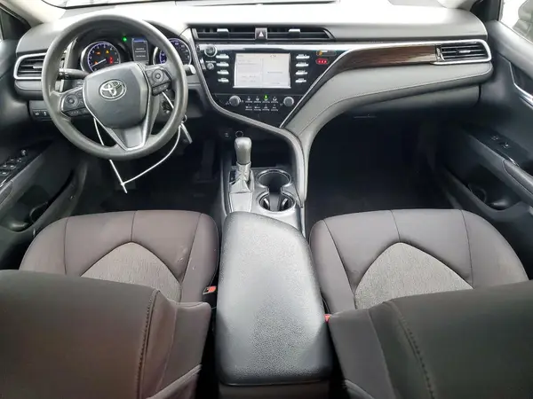 4T1B11HK8JU110141 2018 TOYOTA CAMRY - Image 8