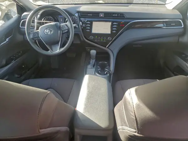 4T1B11HK8JU113699 2018 TOYOTA CAMRY - Image 8