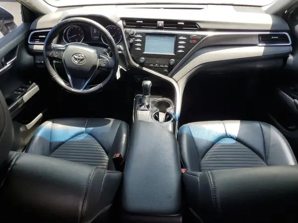 4T1B11HK8JU115615 2018 TOYOTA CAMRY - Image 8