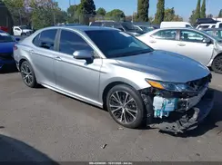 4T1B11HK8JU116179 2018 TOYOTA CAMRY