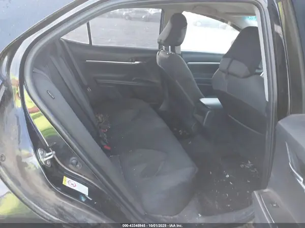 4T1B11HK8JU121415 2018 TOYOTA CAMRY - Image 8