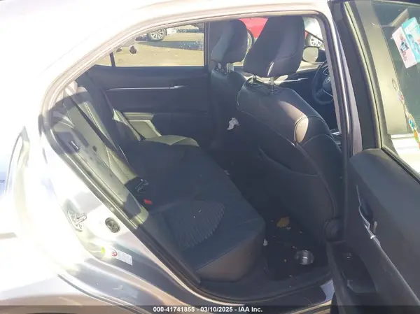 4T1B11HK8JU128333 2018 TOYOTA CAMRY - Image 8