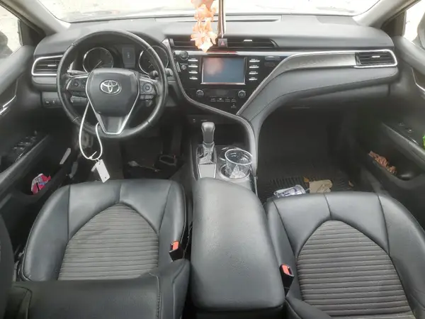 4T1B11HK8JU131006 2018 TOYOTA CAMRY - Image 8