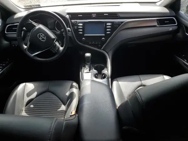 4T1B11HK8JU131247 2018 TOYOTA CAMRY - Image 8