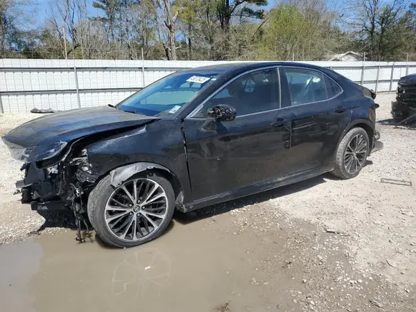 4T1B11HK8JU131295 2018 TOYOTA CAMRY - Image 1