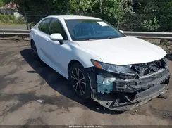 4T1B11HK8JU135282 2018 TOYOTA CAMRY